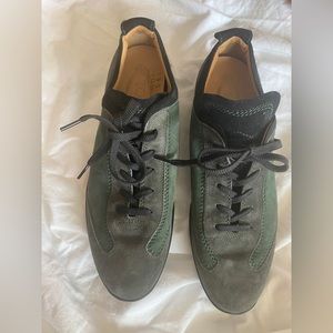 TOD’S GREEN SNEAKERS